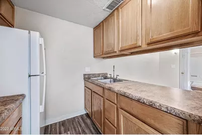 3141 E Cypress Street #Apt 7, Phoenix, AZ 85008 - Photo 9