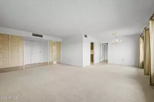 9726 W Hutton Dr, Sun City, AZ 85351 - Photo 13