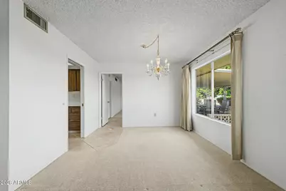 9726 W Hutton Drive, Sun City, AZ 85351 - Photo 15