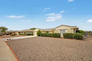 9726 W Hutton Dr, Sun City, AZ 85351 - Photo 3