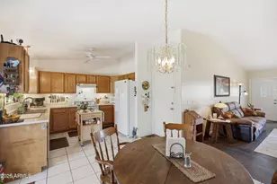 9989 W Camelia Dr, Arizona City, AZ 85123 - Photo 15