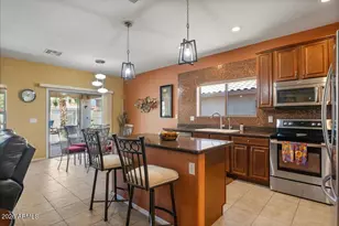 658 W Silver Reef Ct, Casa Grande, AZ 85122 - Photo 11