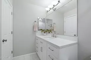 3524 E Kristal Way, Phoenix, AZ 85050 - Photo 15