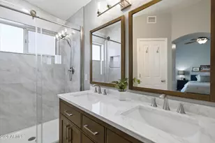 3524 E Kristal Way, Phoenix, AZ 85050 - Photo 13