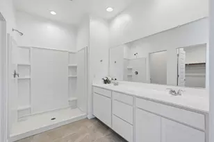 2440 W Bowker St, Phoenix, AZ 85041 - Photo 23