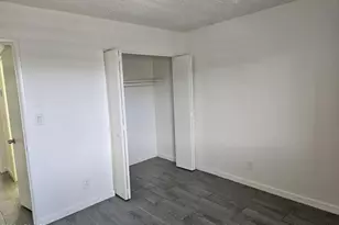 3810 E Earll Dr, Phoenix, AZ 85018 - Photo 9