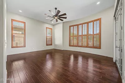1705 W Moody Trail, Phoenix, AZ 85041 - Photo 9