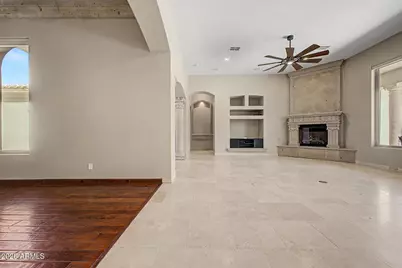 1705 W Moody Trail, Phoenix, AZ 85041 - Photo 23