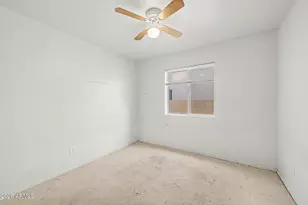 5027 E Vaughn Dr, Phoenix, AZ 85044 - Photo 19
