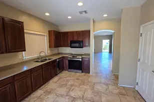 6621 W Shaw Butte Dr, Glendale, AZ 85304 - Photo 9