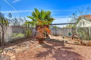 1418 E Malapai Dr, Phoenix, AZ 85020 - Photo 9