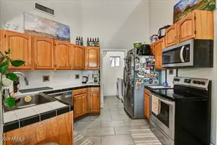 1418 E Malapai Dr, Phoenix, AZ 85020 - Photo 5