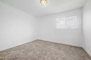 3235 E Larkspur Dr, Phoenix, AZ 85032 - Photo 19