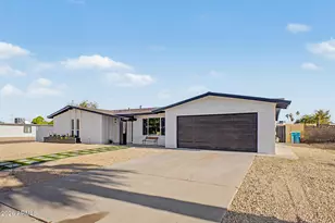 3235 E Larkspur Dr, Phoenix, AZ 85032 - Photo 3