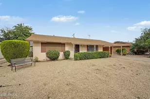 12019 N 107th Ave, Sun City, AZ 85351 - Photo 27