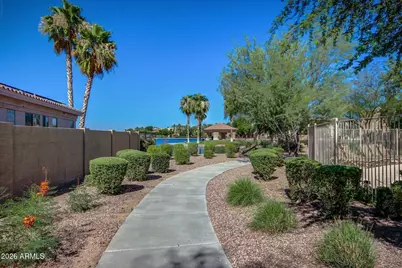 9054 W Lisbon Lane, Peoria, AZ 85381 - Photo 27