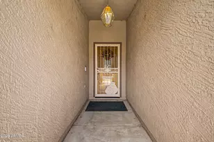 9054 W Lisbon Ln, Peoria, AZ 85381 - Photo 3