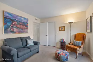 1019 E Wagon Wheel Dr, Phoenix, AZ 85020 - Photo 25