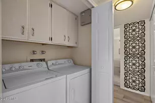 1019 E Wagon Wheel Dr, Phoenix, AZ 85020 - Photo 27