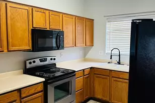 9426 W Monroe St, Peoria, AZ 85345 - Photo 5
