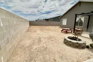 12600 W Madero Dr, Arizona City, AZ 85123 - Photo 17