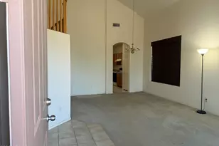 2422 W Ellis St, Phoenix, AZ 85041 - Photo 5