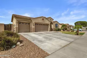 1013 W Brangus Way, San Tan Valley, AZ 85143 - Photo 3