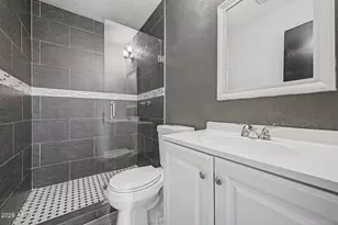 4738 W Fairmount Ave, Phoenix, AZ 85031 - Photo 11