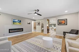 2901 E Las Rocas Dr, Phoenix, AZ 85028 - Photo 23