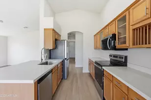 1640 E South Mountain Ave, Phoenix, AZ 85042 - Photo 5
