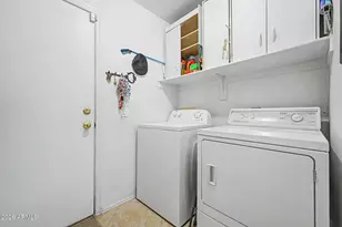 2304 E Wescott Dr, Phoenix, AZ 85024 - Photo 29