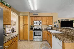 2304 E Wescott Dr, Phoenix, AZ 85024 - Photo 15