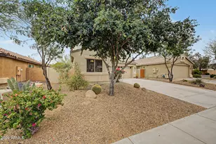 2952 E Shady Spring Trail, Phoenix, AZ 85024 - Photo 5