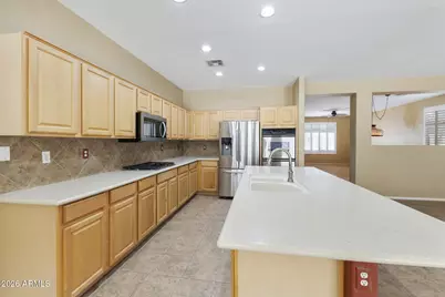 319 E Hillside Street, Mesa, AZ 85201 - Photo 7