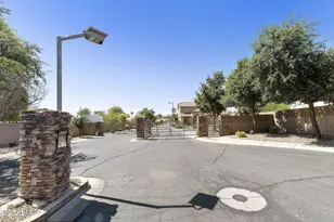 319 E Hillside St, Mesa, AZ 85201 - Photo 15