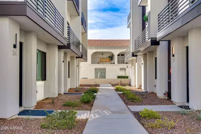 4220 N 32nd Street #13, Phoenix, AZ 85018 - Photo 3