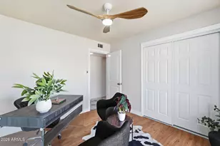 1502 E Hatcher Rd, Phoenix, AZ 85020 - Photo 31