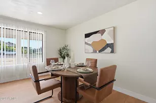 1502 E Hatcher Rd, Phoenix, AZ 85020 - Photo 9