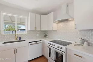 1502 E Hatcher Rd, Phoenix, AZ 85020 - Photo 11