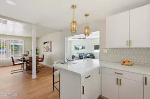 1502 E Hatcher Rd, Phoenix, AZ 85020 - Photo 9