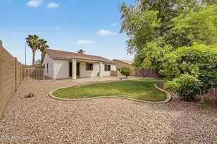 1940 S Talbot Cir, Mesa, AZ 85209 - Photo 17