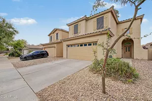 4030 E Wagon Cir, Gilbert, AZ 85297 - Photo 3
