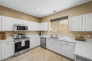 25432 N 68th Dr, Peoria, AZ 85383 - Photo 17
