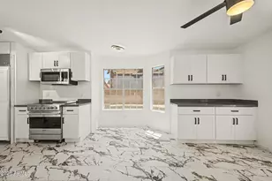 4321 E Brookwood Ct, Phoenix, AZ 85048 - Photo 7