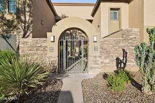 7027 N Scottsdale Rd, Paradise Valley, AZ 85253 - Photo 3