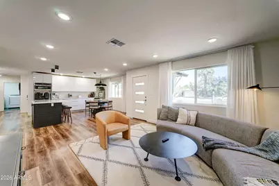 8537 E Clarendon Avenue, Scottsdale, AZ 85251 - Photo 13