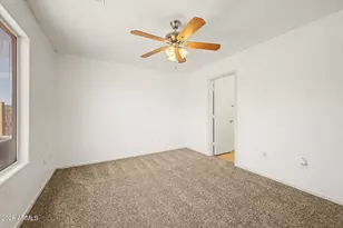 8719 W Magnum Dr, Arizona City, AZ 85123 - Photo 15