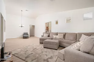 25256 W Darrel Dr, Buckeye, AZ 85326 - Photo 5