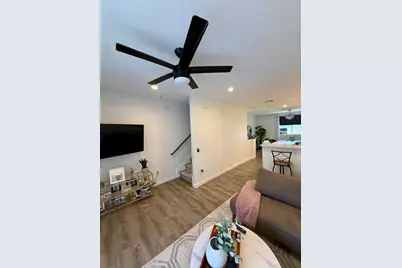 4455 E Paradise Village Parkway S #Apt 1040, Phoenix, AZ 85032 - Photo 9