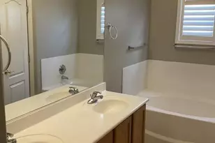 1015 S Val Vista Dr, Mesa, AZ 85204 - Photo 23